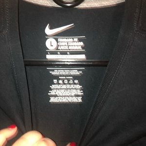 Men’s Nike shirt